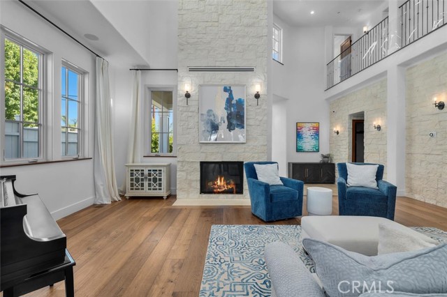 1757 8th Street, Manhattan Beach CA: https://media.crmls.org/medias/f2838a55-3934-4412-a195-5b0b72869da7.jpg
