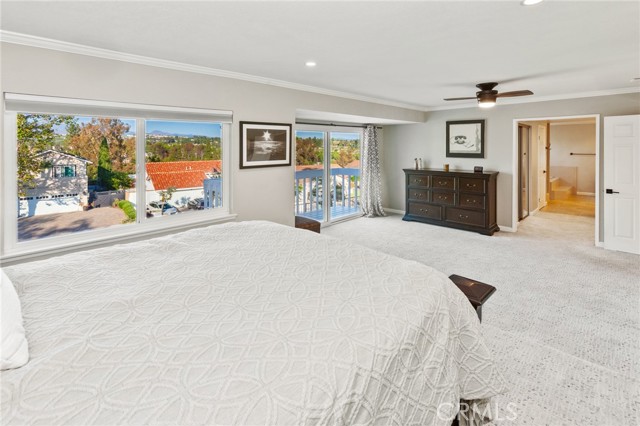 23382 Via Chiripa, Mission Viejo CA: https://media.crmls.org/medias/f284c3c8-9be0-4390-91fd-4517ce198bc0.jpg