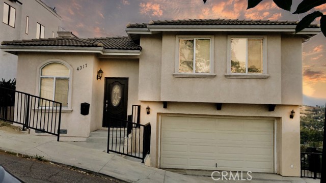 Detail Gallery Image 8 of 10 For 4317 Raynol St, El Sereno,  CA 90032 - 4 Beds | 3/1 Baths