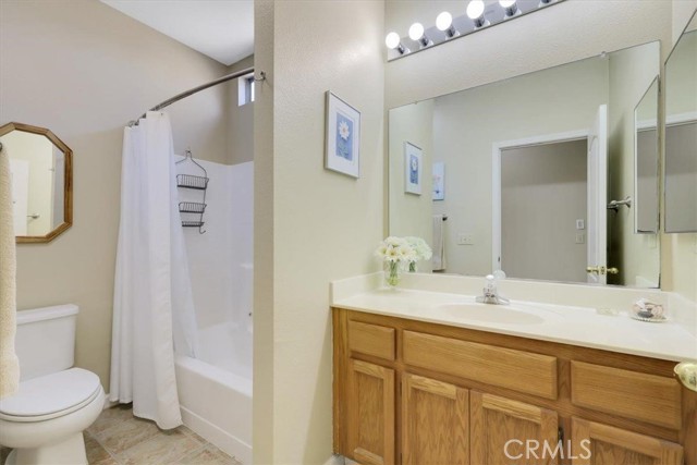 Detail Gallery Image 34 of 63 For 1856 Rutherford Ct, Yuba City,  CA 95993 - 4 Beds | 2/1 Baths