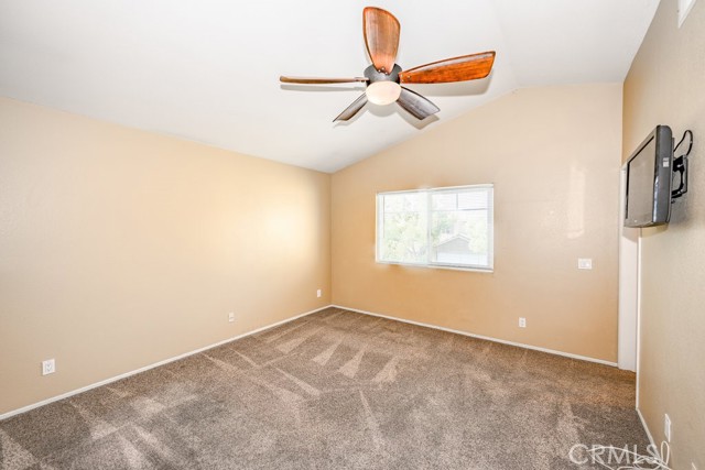 27625 PRIMROSE Lane, Castaic CA: https://media.crmls.org/medias/f28519cc-d455-4fa3-a45c-f257cfad9c02.jpg