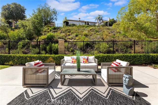 23665 Ridgecrest Court, Diamond Bar CA: https://media.crmls.org/medias/f2856a6c-e251-40b8-8de2-915b6b035de9.jpg