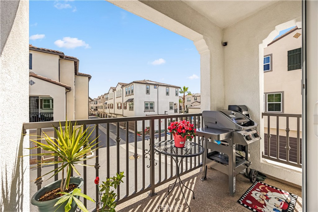 468 Carina Glen - photo 8