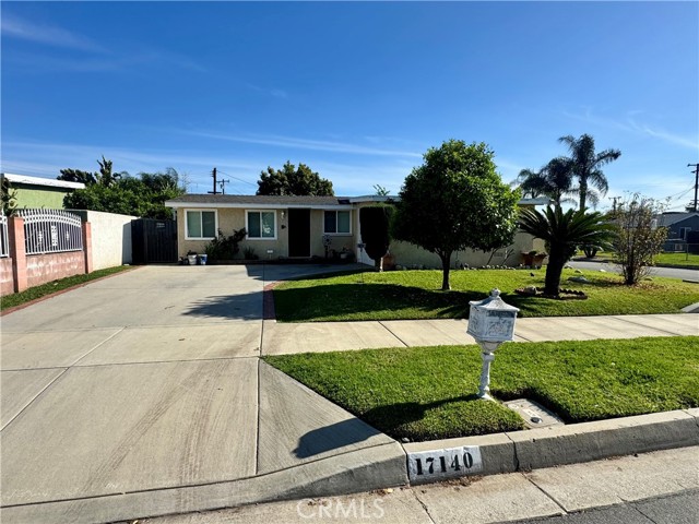 Detail Gallery Image 2 of 18 For 17140 E Orkney, Azusa,  CA 91702 - 3 Beds | 2 Baths