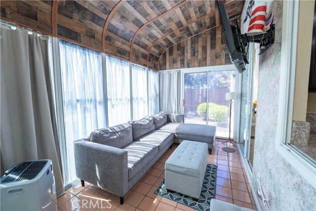 Image 32 of 42 For 39560 Tinderbox