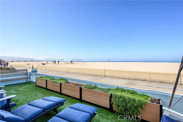 Detail Gallery Image 1 of 24 For 528 the Strand, Hermosa Beach,  CA 90254 - – Beds | – Baths