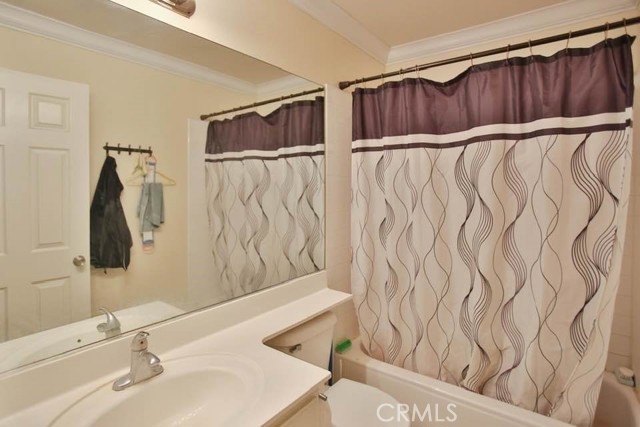 Detail Gallery Image 21 of 23 For 11395 Sherwood Dr, Garden Grove,  CA 92840 - 3 Beds | 3/1 Baths