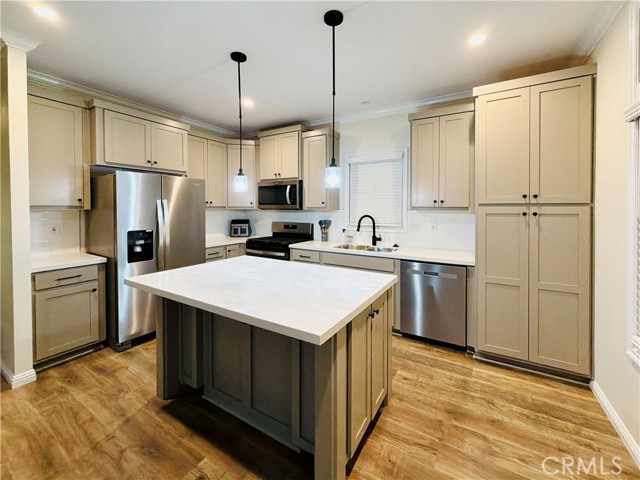 Detail Gallery Image 5 of 15 For 12530 Royal Rd #46,  El Cajon,  CA 92021 - 3 Beds | 2 Baths