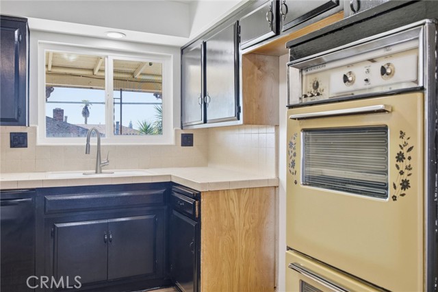 Detail Gallery Image 24 of 45 For 409 Borman Ave, Bakersfield,  CA 93308 - 3 Beds | 2 Baths