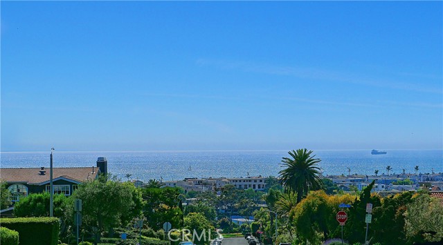 1026 Duncan Avenue, Manhattan Beach CA: https://media.crmls.org/medias/f28a5d54-9593-4c2e-9cd7-3af947340390.jpg