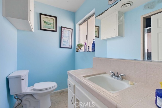 Detail Gallery Image 18 of 19 For 4508 Axminster, Bakersfield,  CA 93307 - 3 Beds | 2 Baths