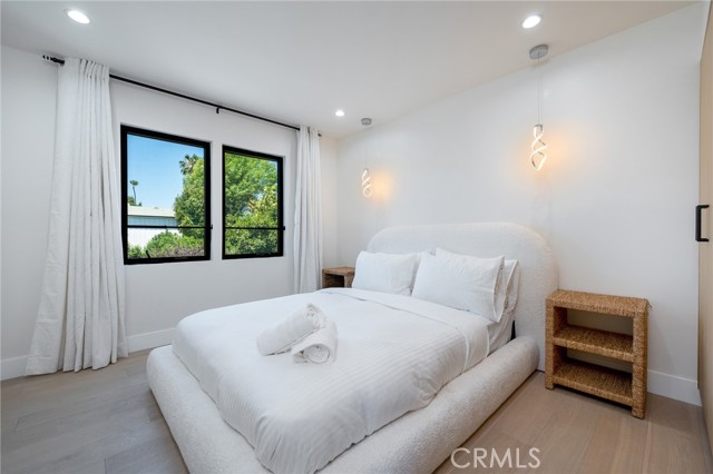 4 Bed Home for Sale in Sherman Oaks, California