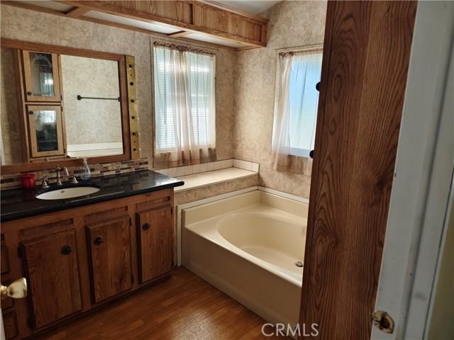 Detail Gallery Image 6 of 16 For 2882 W Walnut St, Rialto,  CA 92376 - 3 Beds | 2 Baths