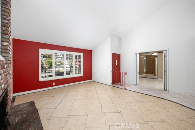 4060 Olive Street, Chino CA: https://media.crmls.org/medias/f28d66ab-1103-468d-9b2e-f1d0f9587a01.jpg