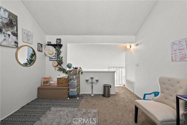 26905 Flo Lane, Canyon Country CA: https://media.crmls.org/medias/f28d8230-cd40-4a46-8adb-b55fc5d54c37.jpg