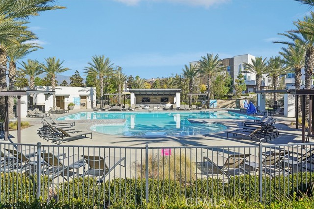 Detail Gallery Image 39 of 44 For 11048 Luminate, Rancho Cucamonga,  CA 91730 - 3 Beds | 2/1 Baths