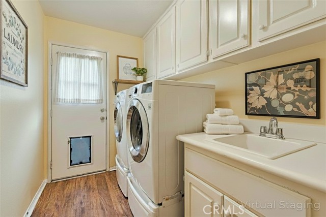 Detail Gallery Image 33 of 46 For 14218 Yellowstone Ln, Canyon Country,  CA 91387 - 6 Beds | 4 Baths