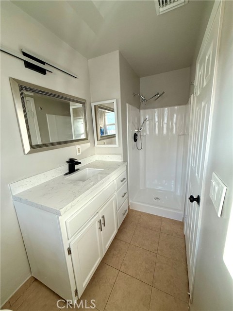 Detail Gallery Image 17 of 18 For 14742 San Jose St, –,  CA 91345 - 3 Beds | 2 Baths