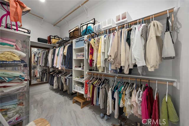 Detail Gallery Image 17 of 27 For 13611 Faringford Ln, Bakersfield,  CA 93311 - 4 Beds | 3 Baths