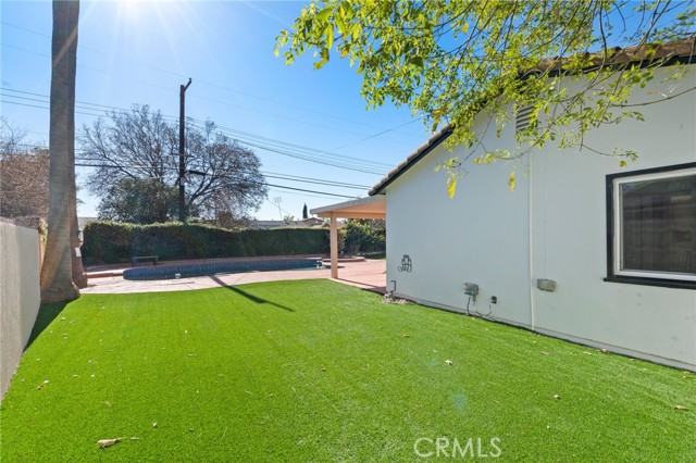 23800 Mobile St, West Hills CA: https://media.crmls.org/medias/f28fa451-69ba-4891-8d48-dadea7928d7e.jpg