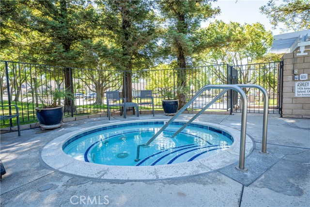 1440 Amanda Place, Upland CA: https://media.crmls.org/medias/f28fafa3-07af-4db8-af5a-508379f801c3.jpg