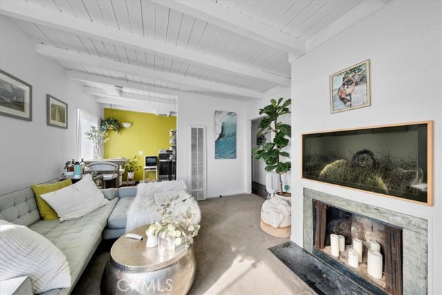 Detail Gallery Image 8 of 44 For 225 El Porto St, Manhattan Beach,  CA 90266 - – Beds | – Baths