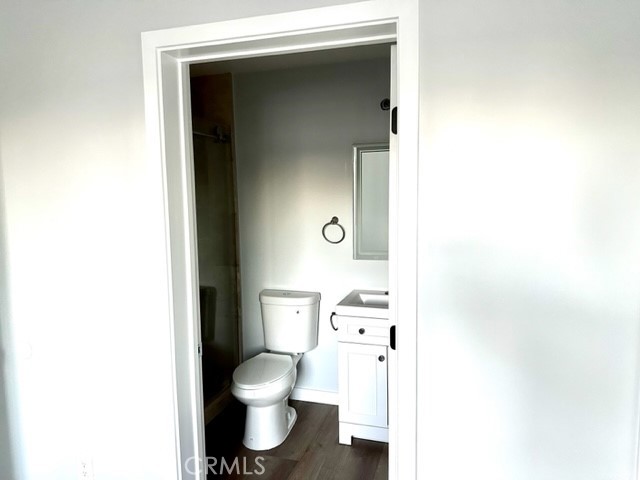 Detail Gallery Image 10 of 20 For 19421 Ventura Bld #4,  Tarzana,  CA 91356 - 2 Beds | 2 Baths