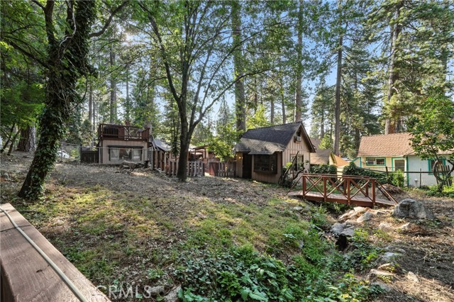 373 Redwood Lane, Crestline CA: https://media.crmls.org/medias/f2904fdb-ccc4-454b-bf9f-b92e6cbfded0.jpg