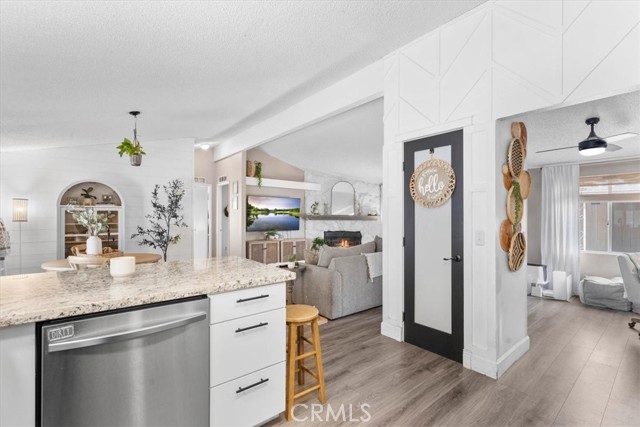 Detail Gallery Image 9 of 30 For 1721 E Colton Ave #103,  Redlands,  CA 92374 - 3 Beds | 2 Baths