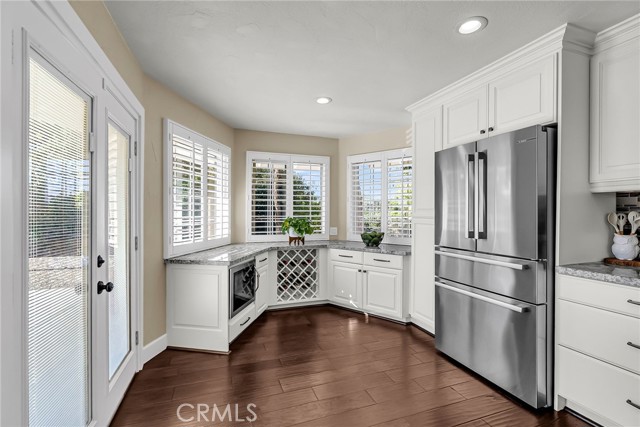 Detail Gallery Image 12 of 74 For 1250 Highridge, Riverside,  CA 92506 - 3 Beds | 3 Baths