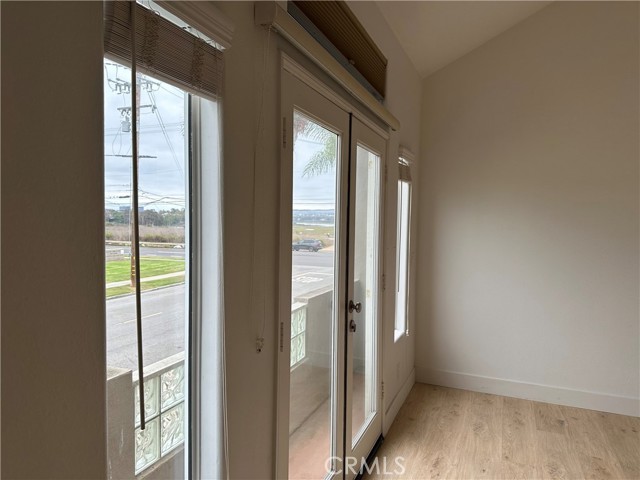 Detail Gallery Image 18 of 29 For 379 Monte Vista Ave a,  Costa Mesa,  CA 92627 - 4 Beds | 2/1 Baths