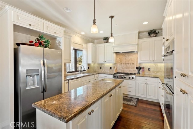 245 Driftwood Street, Morro Bay CA: https://media.crmls.org/medias/f29284ad-116d-4201-8195-2ada8b554611.jpg
