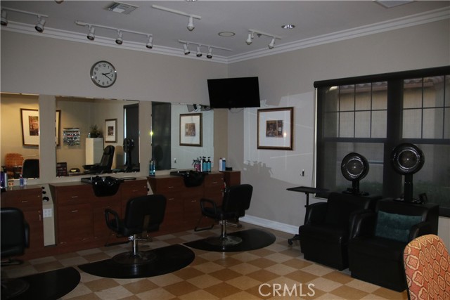 197 Inkster Way, Hemet CA: https://media.crmls.org/medias/f292f84c-8483-40c6-b83c-9ca086684c2b.jpg