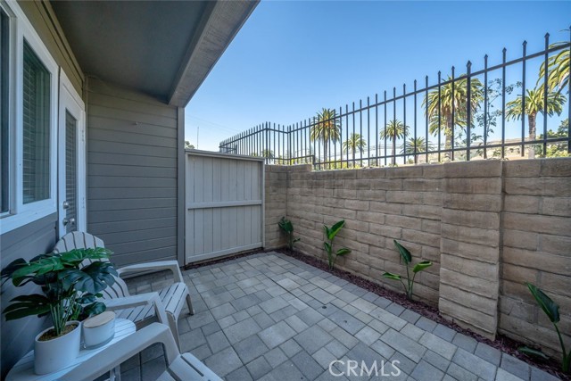 1185 E Foothill Boulevard, San Luis Obispo CA: https://media.crmls.org/medias/f293178c-784d-430c-a7e5-fa6c4c4da309.jpg