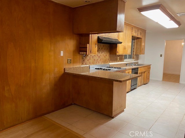 Detail Gallery Image 9 of 14 For 616 Nottingham Dr, Redlands,  CA 92373 - 3 Beds | 2 Baths