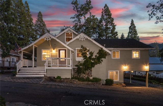 Detail Gallery Image 1 of 66 For 39477 Chickadee, Bass Lake,  CA 93604 - 4 Beds | 3 Baths