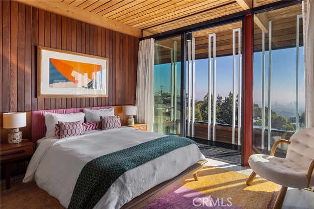 Detail Gallery Image 23 of 32 For 1515 N Tigertail, Los Angeles,  CA 90049 - 3 Beds | 2/1 Baths