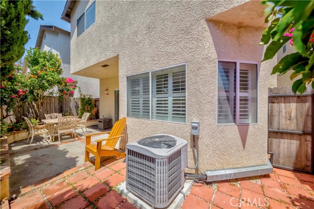 1370 Abraham Terace, Harbor City CA: https://media.crmls.org/medias/f294f7ce-8c9f-4ce2-b1d2-98d5edc7a7f3.jpg