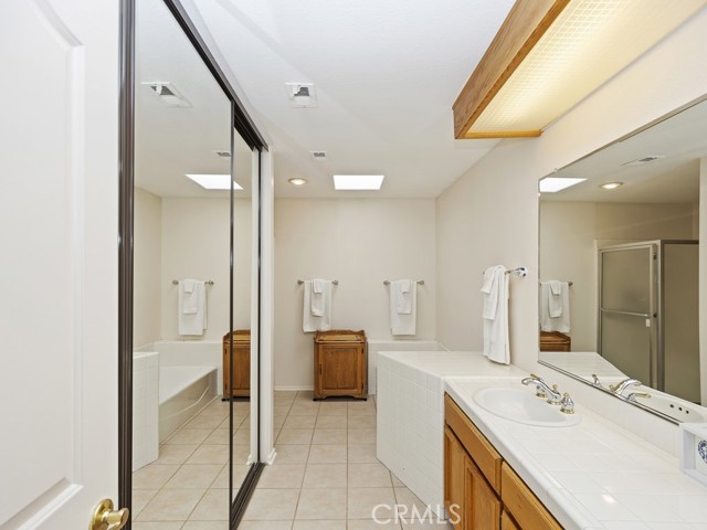 Detail Gallery Image 12 of 36 For 40053 Corte Lorca, Murrieta,  CA 92562 - 3 Beds | 2 Baths