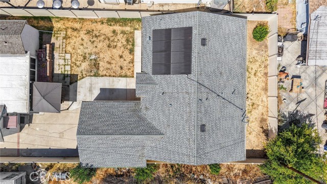 17121 Kingsbury Street, Granada Hills CA: https://media.crmls.org/medias/f2965893-fe3d-42ee-bec6-6c67a8f34db4.jpg
