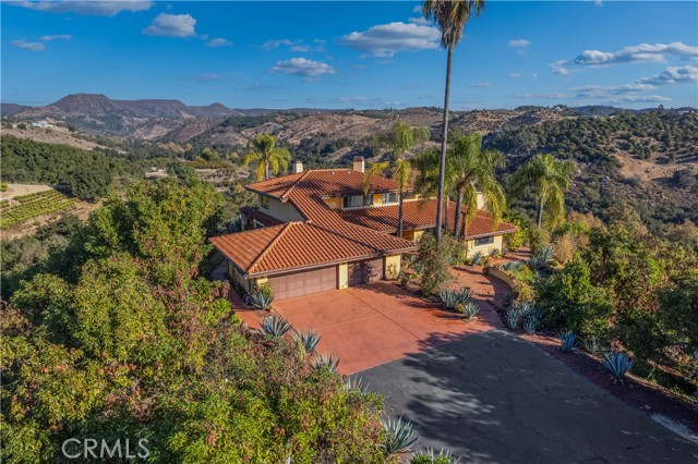 23192 De Anza Road, Temecula CA: https://media.crmls.org/medias/f2965c5e-94af-4d50-8ccc-c5935c8fbf0d.jpg