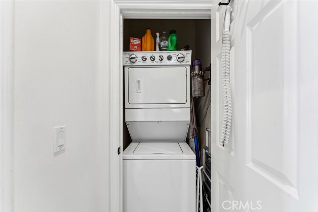 Detail Gallery Image 24 of 28 For 608 Clubhouse Ave, Newport Beach,  CA 92663 - 3 Beds | 2 Baths