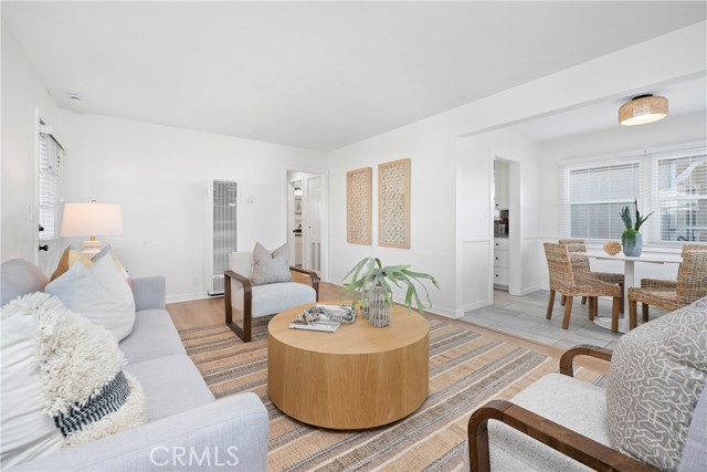 502 36th Street, Newport Beach CA: https://media.crmls.org/medias/f297468e-80f8-4c6a-93ce-0d43f6b05d9b.jpg