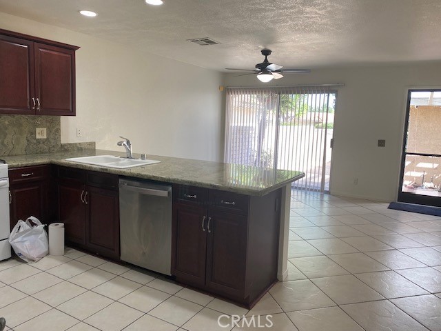 Detail Gallery Image 8 of 13 For 2114 Crespi Ln, Westlake Village,  CA 91361 - 2 Beds | 2 Baths