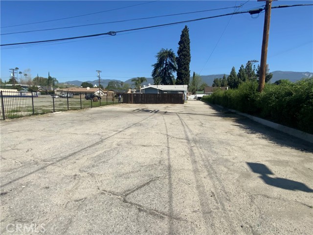 214 W Highland Avenue, San Bernardino, California 92405, ,Commercial Lease,For Rent,214 W Highland Avenue,CRIV25079036