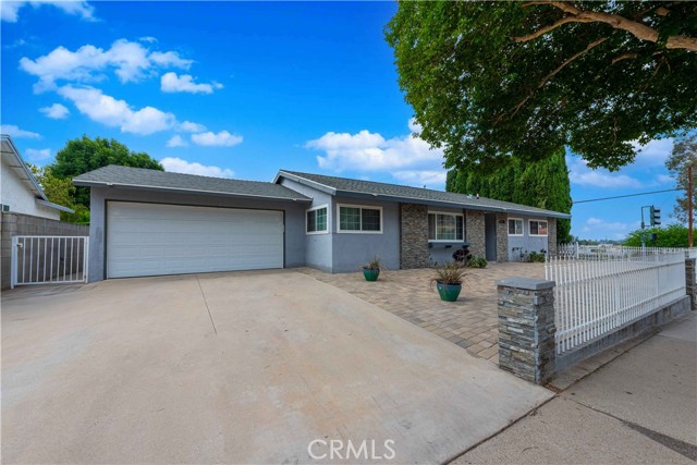 Detail Gallery Image 1 of 58 For 4408 Walnut Ave, Simi Valley,  CA 93063 - 3 Beds | 3 Baths