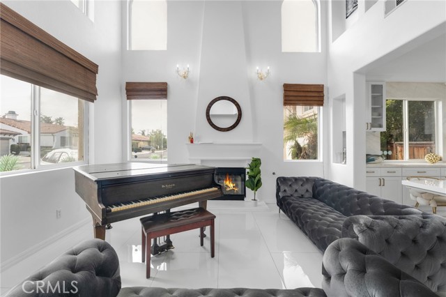 Detail Gallery Image 13 of 29 For 6997 Sale Ave, West Hills,  CA 91307 - 5 Beds | 3 Baths