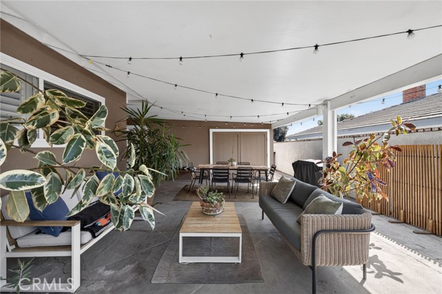 1463 Clock Ave, Redlands CA: https://media.crmls.org/medias/f2988f7f-e590-42bd-9e4d-4b3e3ffe68a1.jpg