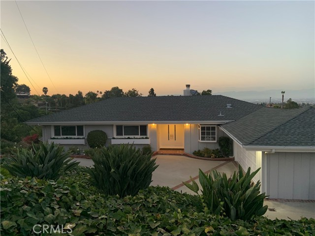 Detail Gallery Image 1 of 34 For 2507 Sunnyside Ridge Rd, Rancho Palos Verdes,  CA 90275 - 4 Beds | 3 Baths