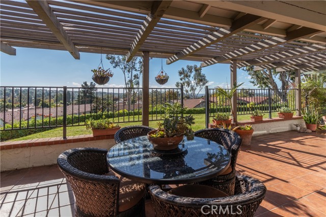 Detail Gallery Image 5 of 54 For 27882 via Silva, Mission Viejo,  CA 92692 - 2 Beds | 1/1 Baths